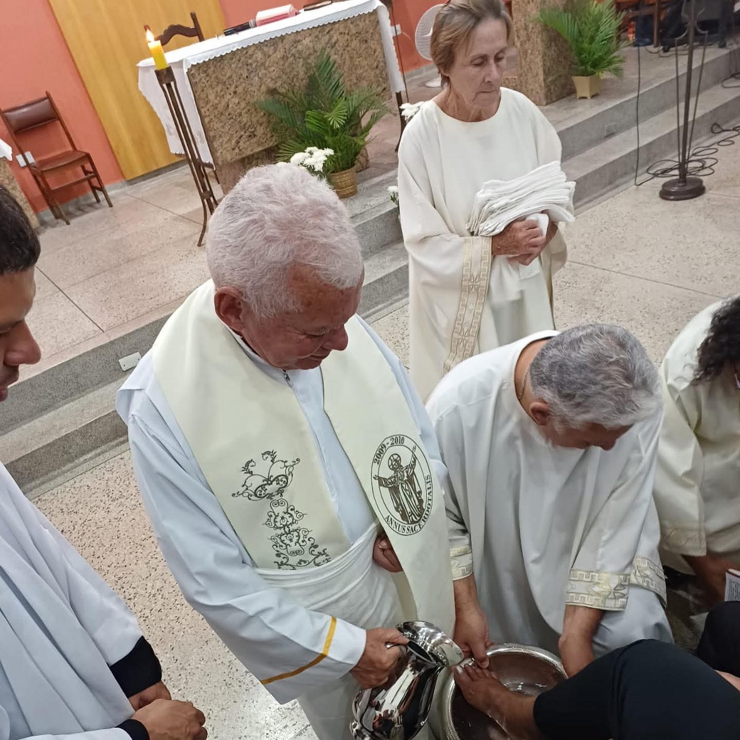 Image title Image title